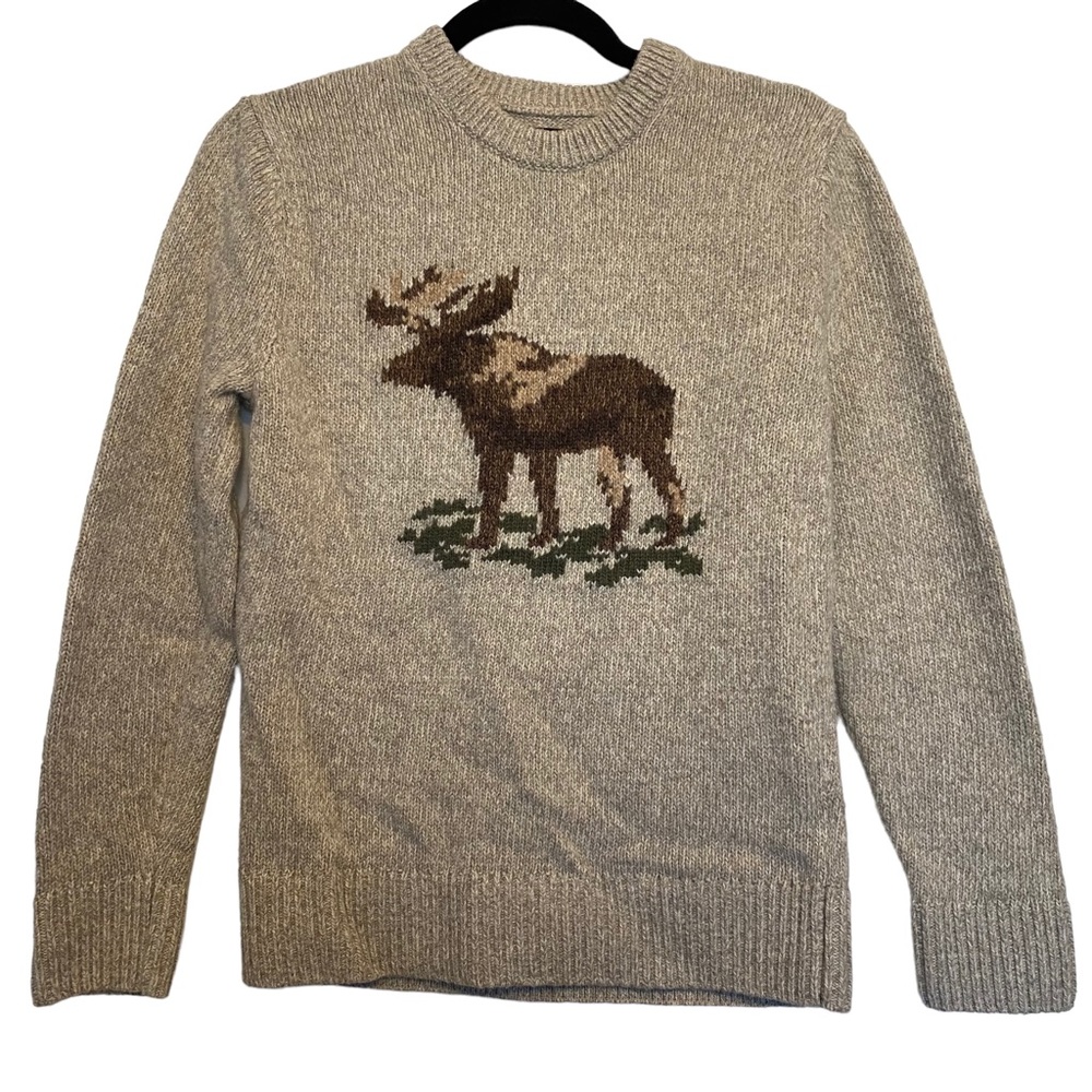 Abercrombie & Fitch iconic moose logo knitwear